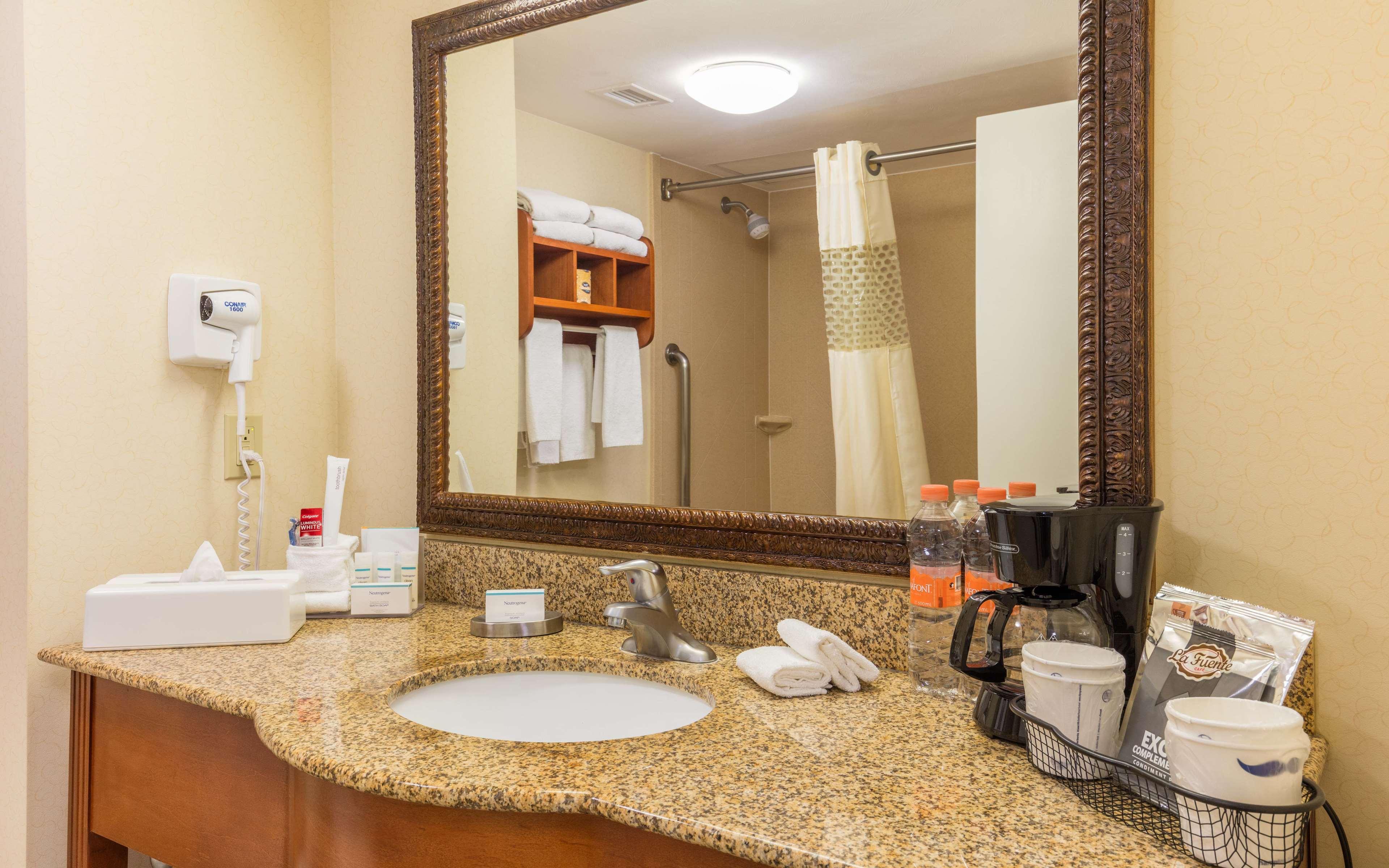 Hampton By Hilton Queretaro Tecnologico Hotel Kültér fotó