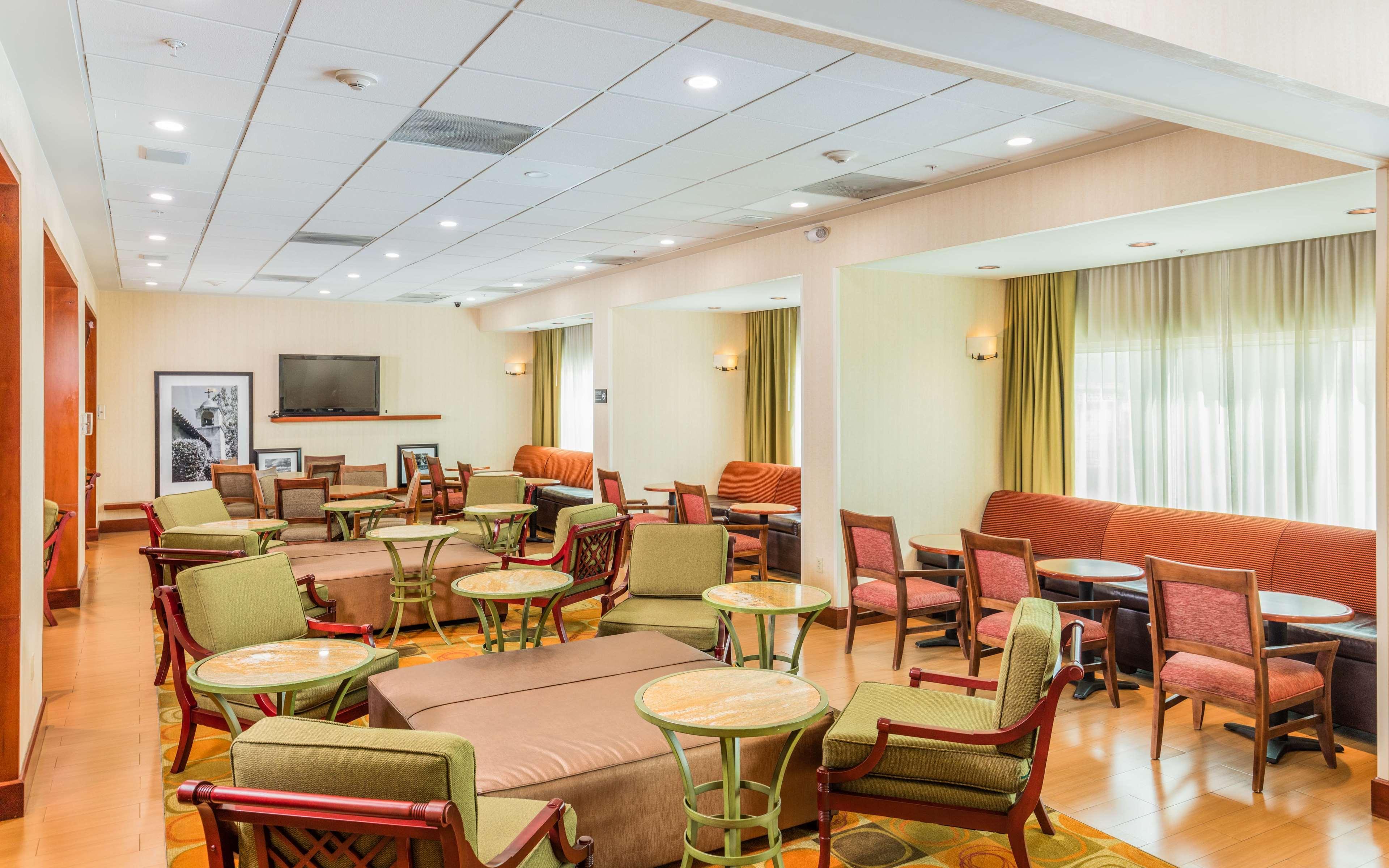 Hampton By Hilton Queretaro Tecnologico Hotel Kültér fotó