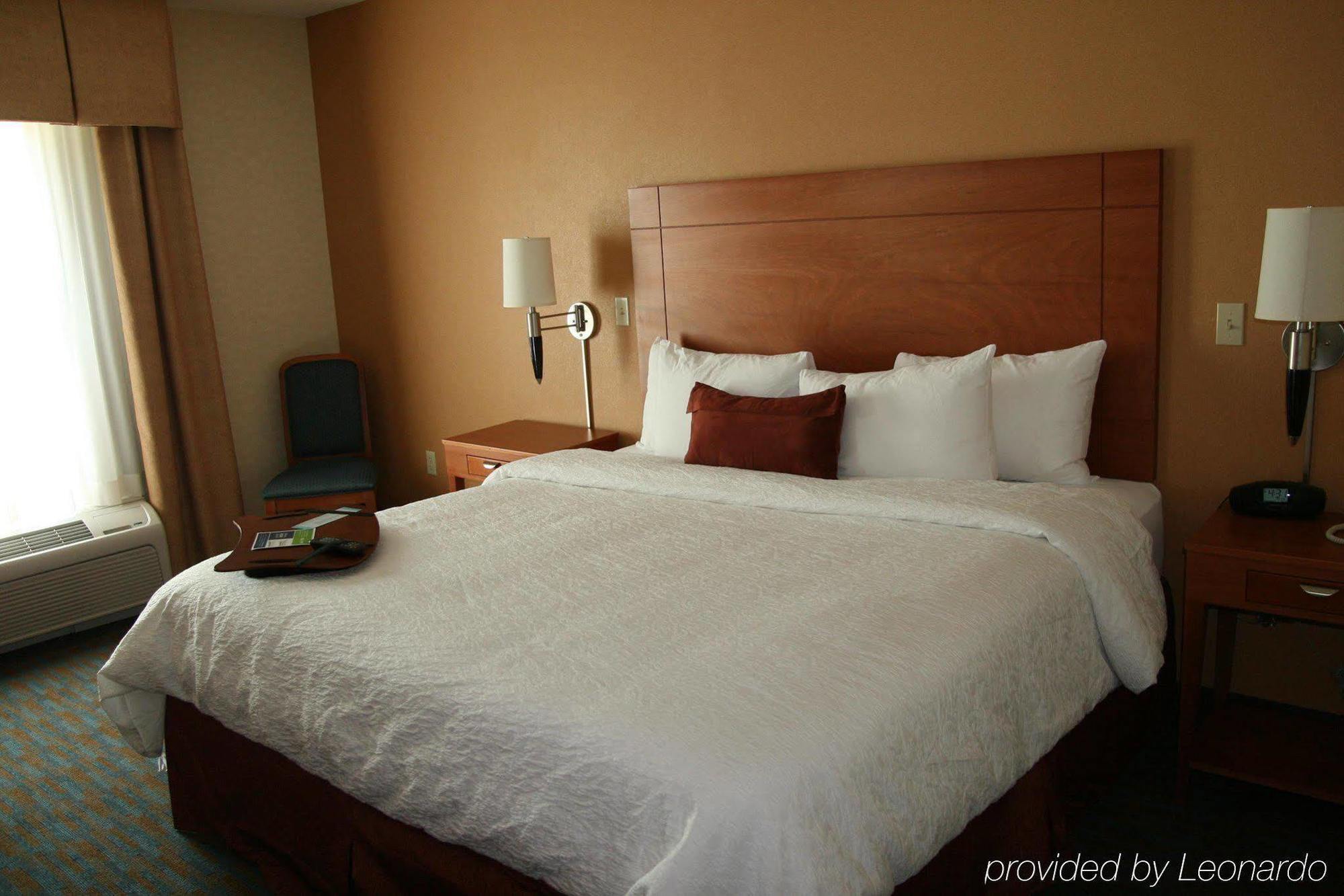 Hampton By Hilton Queretaro Tecnologico Hotel Szoba fotó