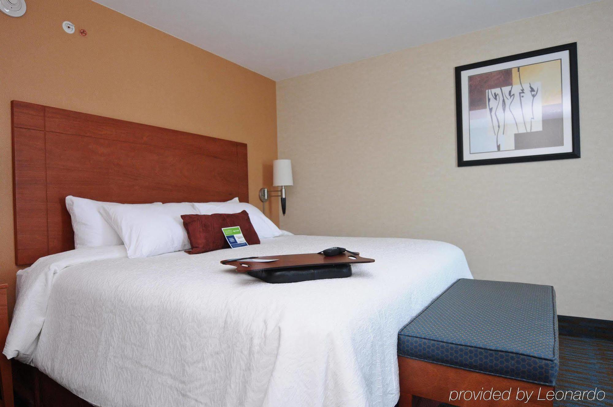 Hampton By Hilton Queretaro Tecnologico Hotel Szoba fotó